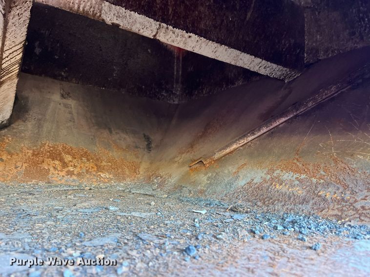 image for item EI0519 Falcon  pothole patcher