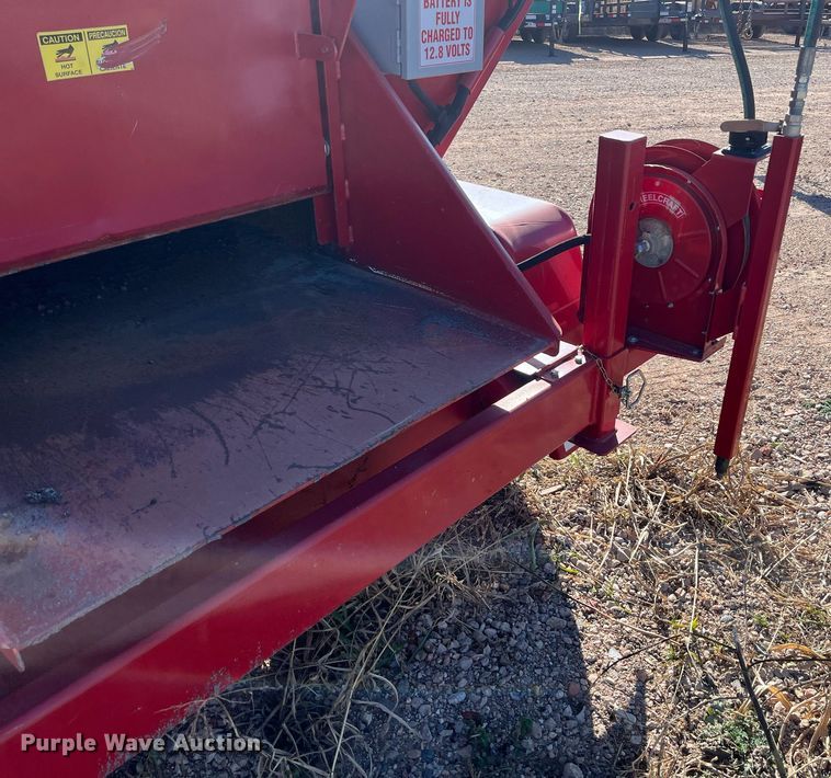 image for item EI0519 Falcon  pothole patcher