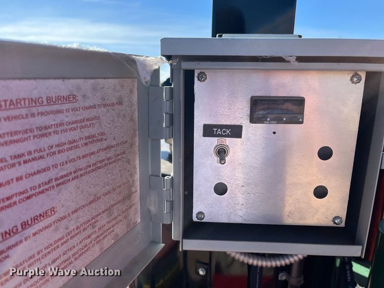 image for item EI0519 Falcon  pothole patcher