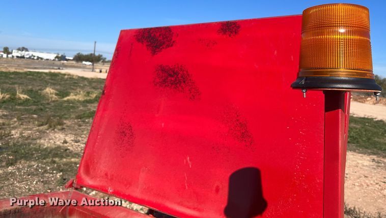 image for item EI0519 Falcon  pothole patcher