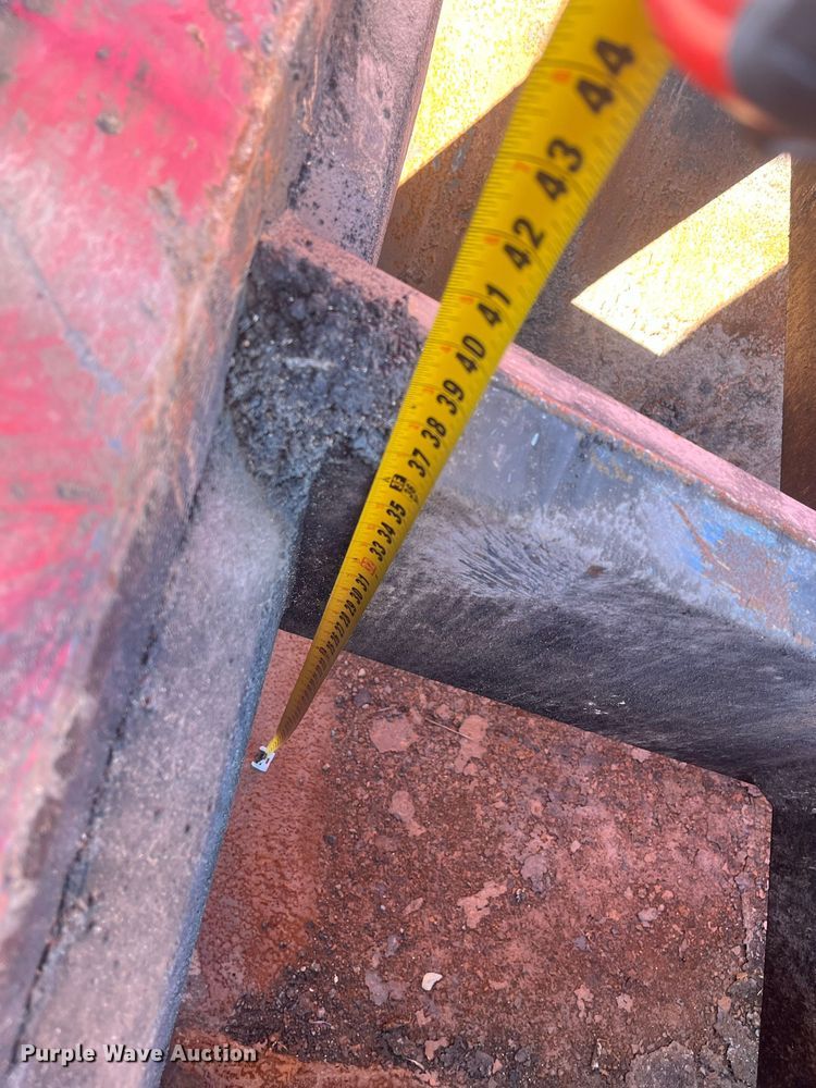 image for item EI0519 Falcon  pothole patcher