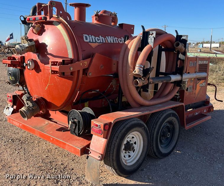 image for item EI0521 2018 Ditch Witch FX30  vacuum excavator