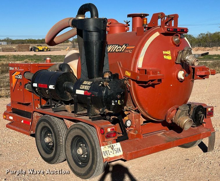 image for item EI0521 2018 Ditch Witch FX30  vacuum excavator