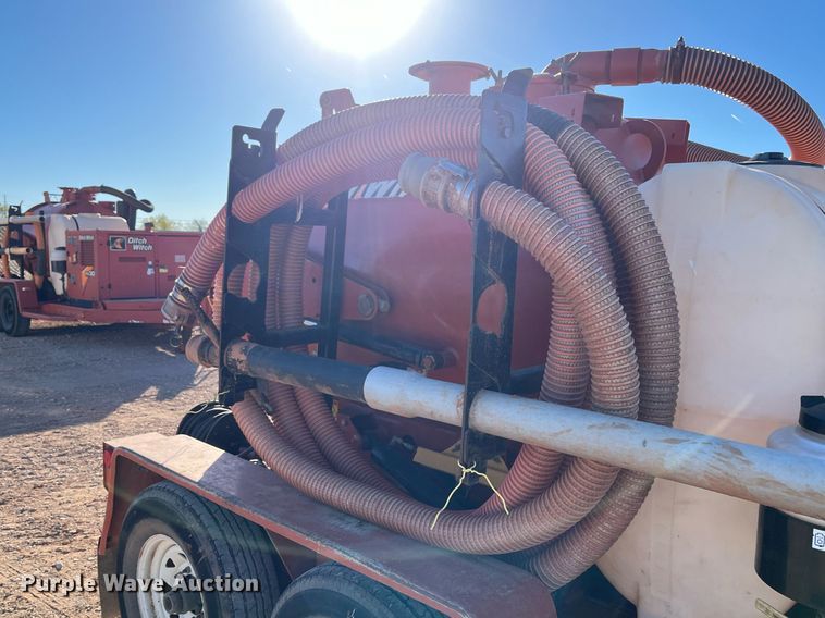 image for item EI0521 2018 Ditch Witch FX30  vacuum excavator