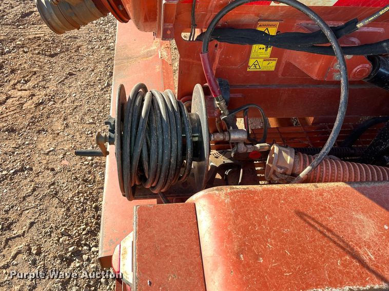 image for item EI0521 2018 Ditch Witch FX30  vacuum excavator