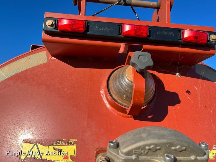 image for item EI0521 2018 Ditch Witch FX30  vacuum excavator