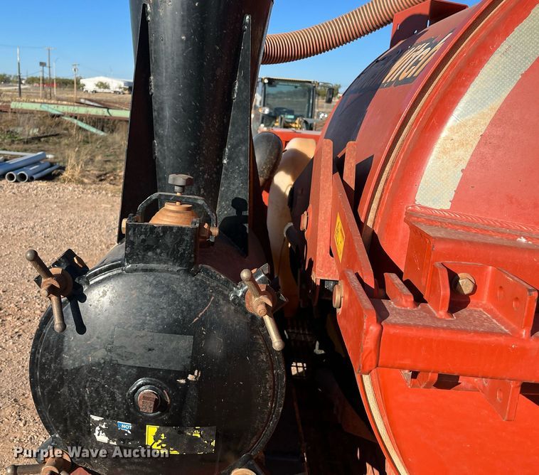 image for item EI0521 2018 Ditch Witch FX30  vacuum excavator