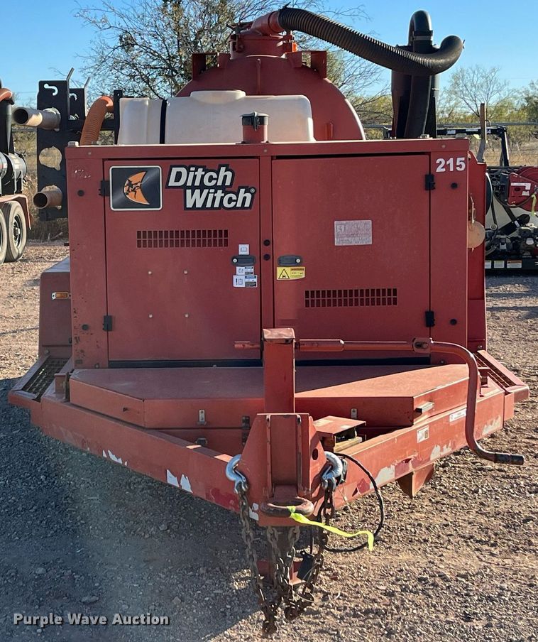 image for item EI0522 2017 Ditch Witch FX30  vacuum excavator