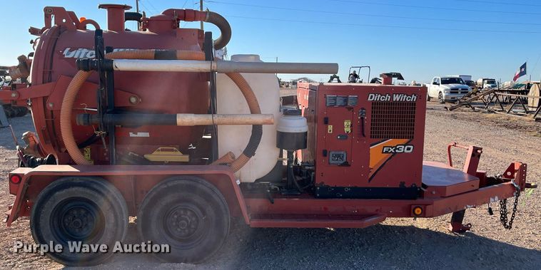 image for item EI0522 2017 Ditch Witch FX30  vacuum excavator