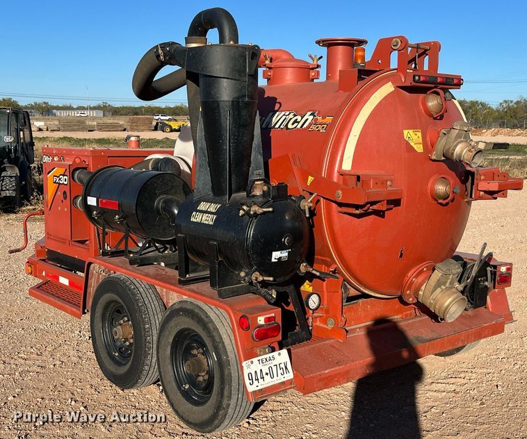 image for item EI0522 2017 Ditch Witch FX30  vacuum excavator