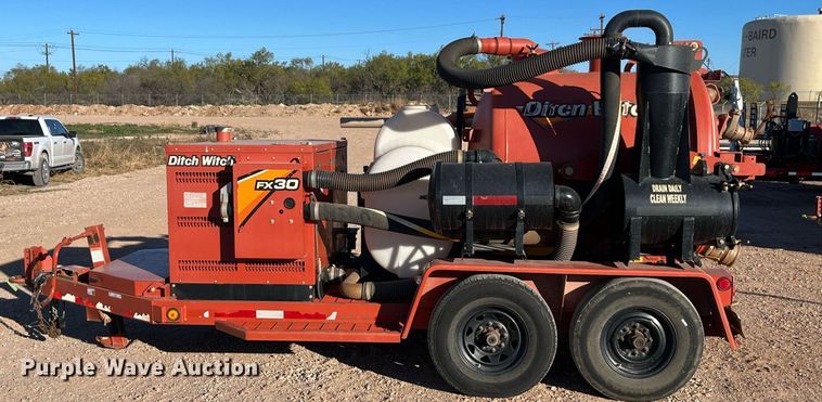 image for item EI0522 2017 Ditch Witch FX30  vacuum excavator