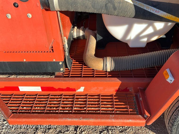 image for item EI0522 2017 Ditch Witch FX30  vacuum excavator