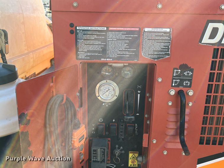 image for item EI0522 2017 Ditch Witch FX30  vacuum excavator