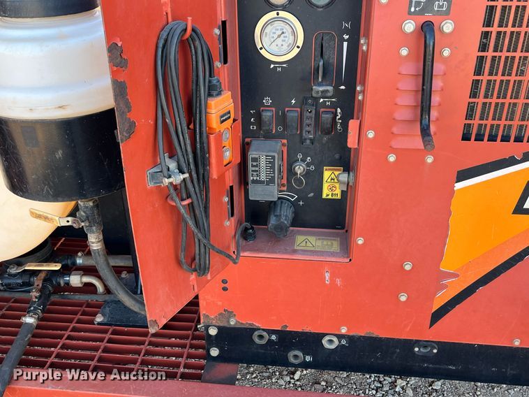 image for item EI0522 2017 Ditch Witch FX30  vacuum excavator