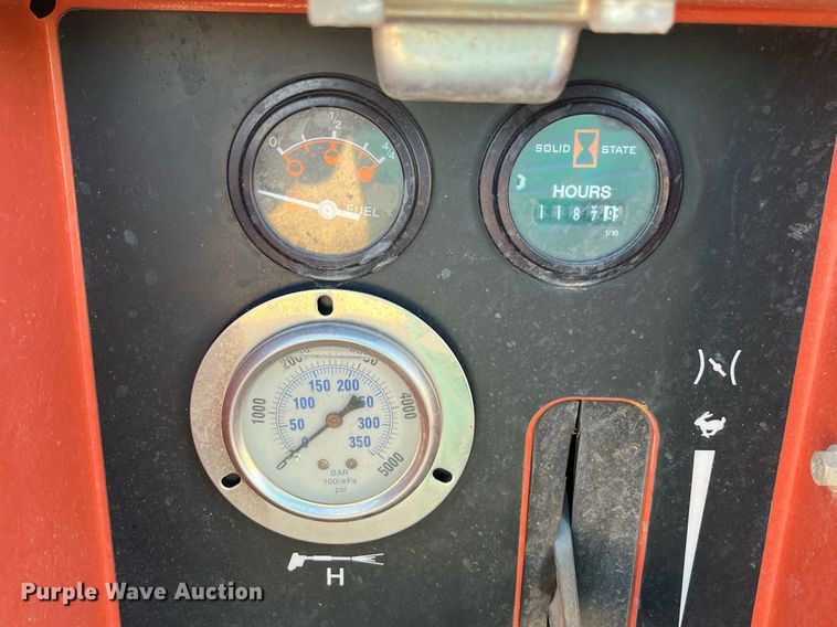 image for item EI0522 2017 Ditch Witch FX30  vacuum excavator