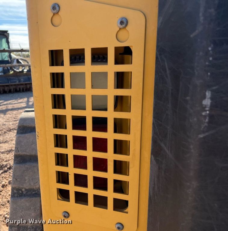 image for item EI0525 2017 Caterpillar 299D2XHP  tracked skid steer loader