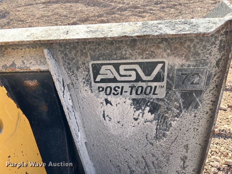 image for item EI0525 2017 Caterpillar 299D2XHP  tracked skid steer loader