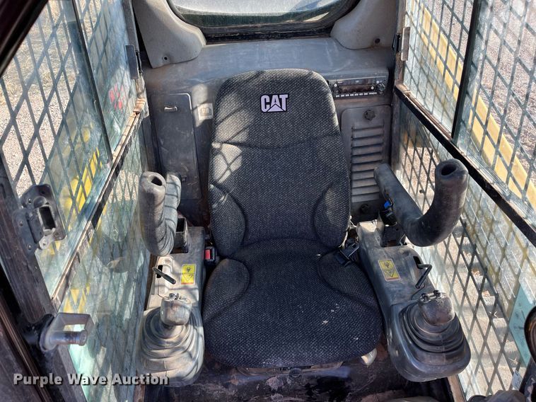 image for item EI0525 2017 Caterpillar 299D2XHP  tracked skid steer loader