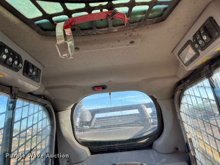 image for item EI0525 2017 Caterpillar 299D2XHP  tracked skid steer loader