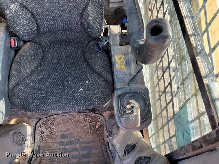 image for item EI0525 2017 Caterpillar 299D2XHP  tracked skid steer loader