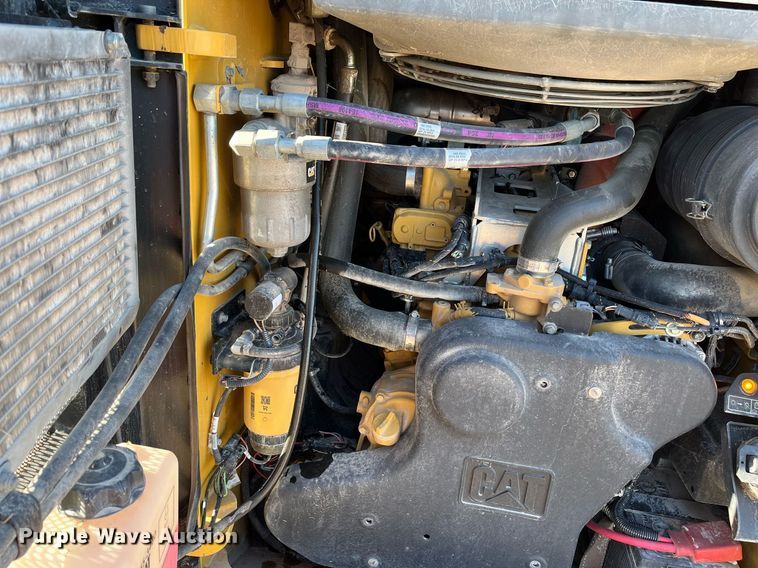 image for item EI0525 2017 Caterpillar 299D2XHP  tracked skid steer loader