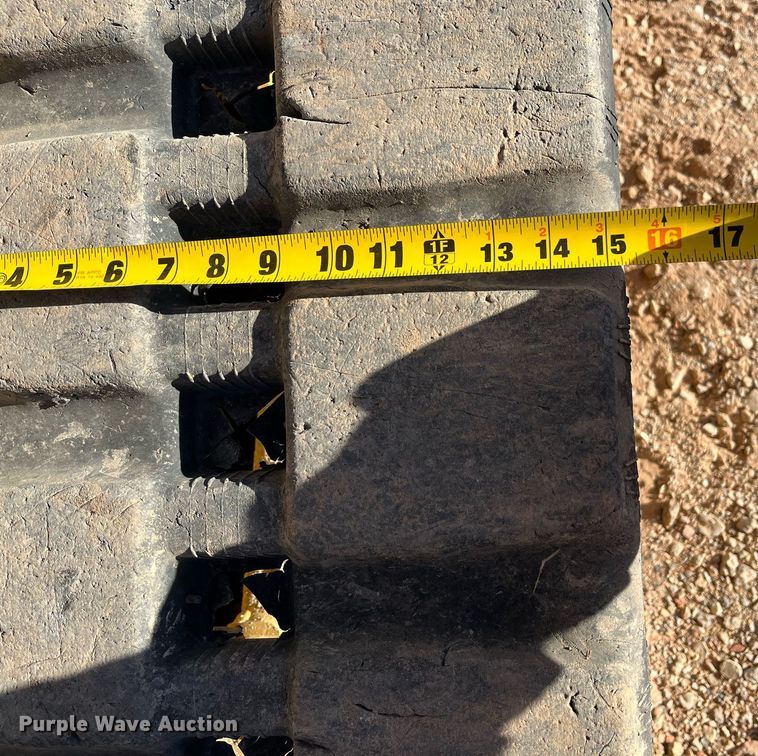 image for item EI0525 2017 Caterpillar 299D2XHP  tracked skid steer loader