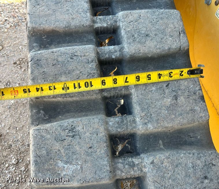 image for item EI0525 2017 Caterpillar 299D2XHP  tracked skid steer loader