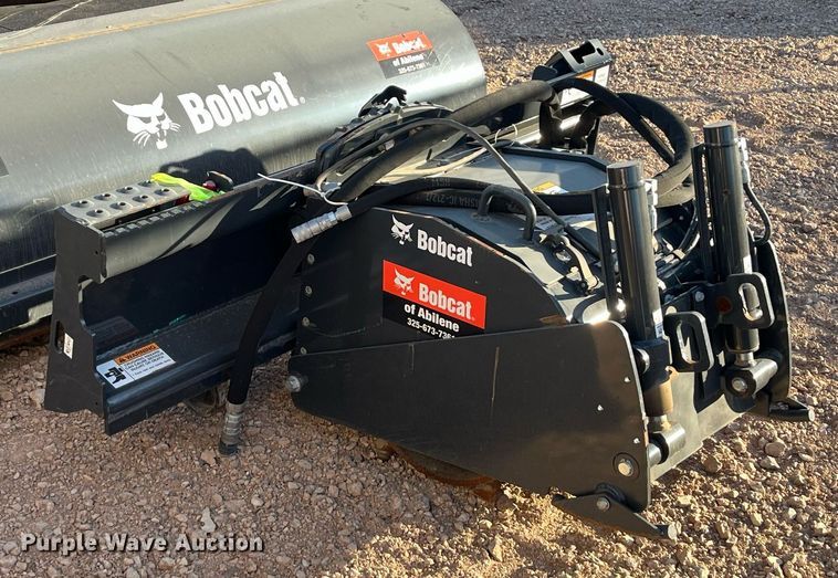 image for item EI0529 2019 Bobcat 18PLA  skid steer cold planer