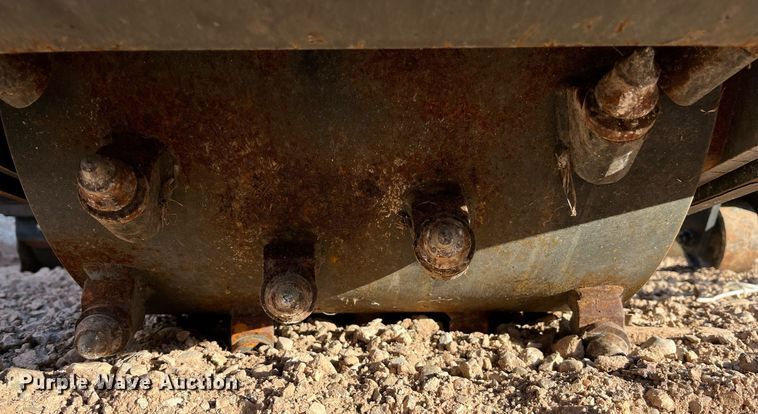 image for item EI0529 2019 Bobcat 18PLA  skid steer cold planer