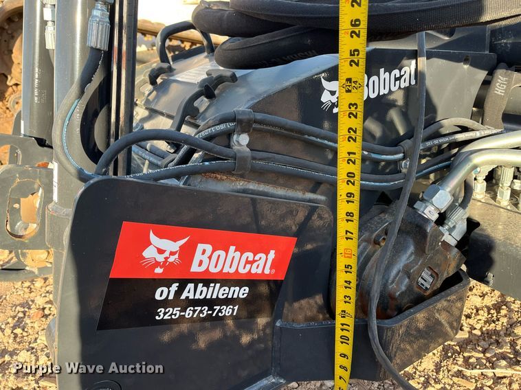 image for item EI0529 2019 Bobcat 18PLA  skid steer cold planer