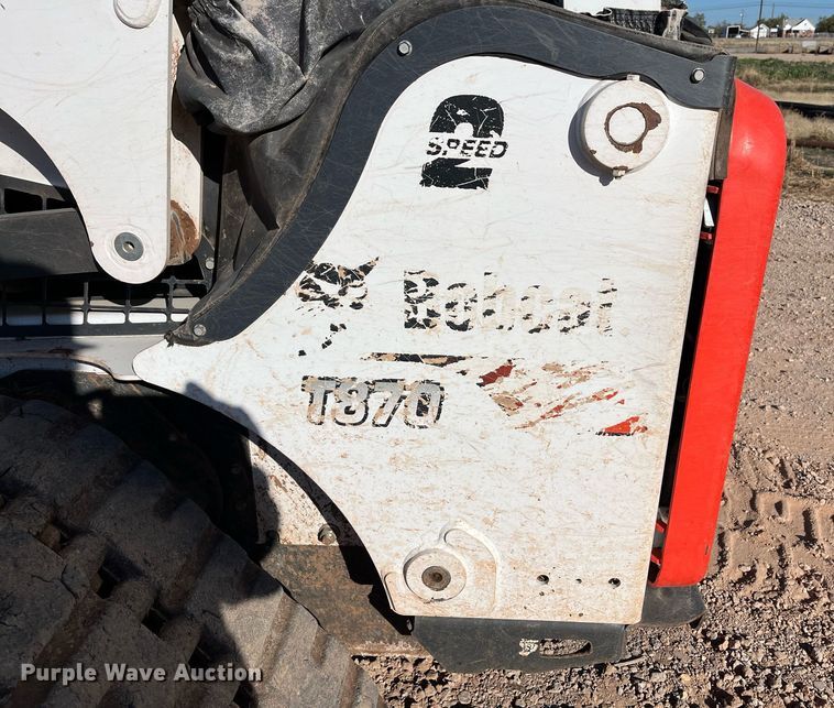 image for item EI0530 2018 Bobcat T870  tracked skid steer loader