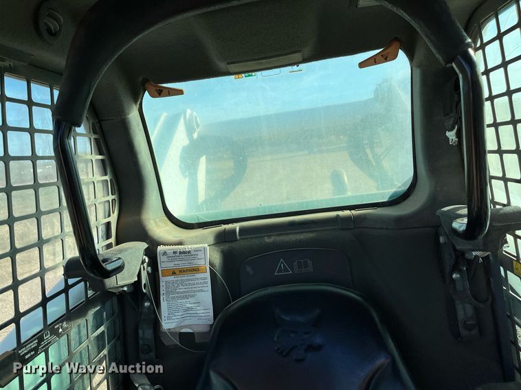 image for item EI0530 2018 Bobcat T870  tracked skid steer loader