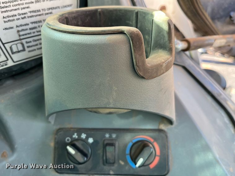 image for item EI0530 2018 Bobcat T870  tracked skid steer loader