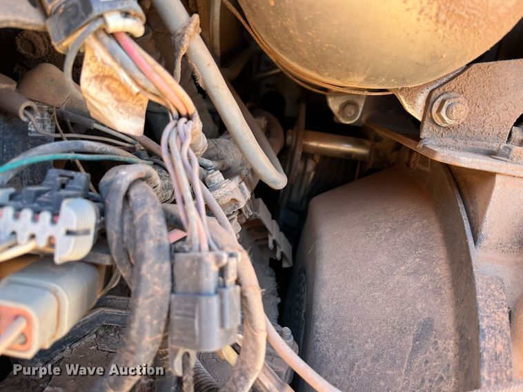 image for item EI0530 2018 Bobcat T870  tracked skid steer loader