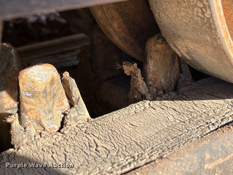 image for item EI0530 2018 Bobcat T870  tracked skid steer loader