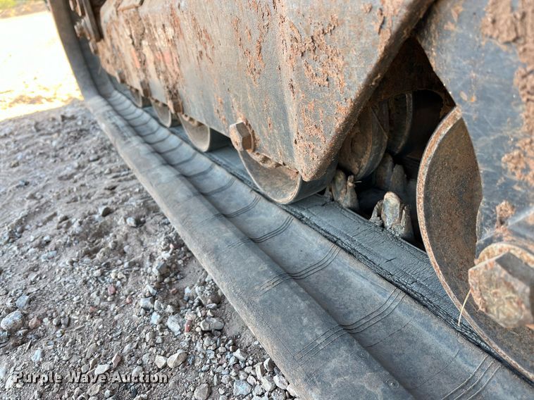 image for item EI0530 2018 Bobcat T870  tracked skid steer loader