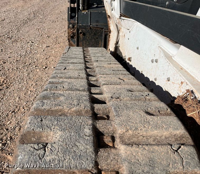 image for item EI0530 2018 Bobcat T870  tracked skid steer loader