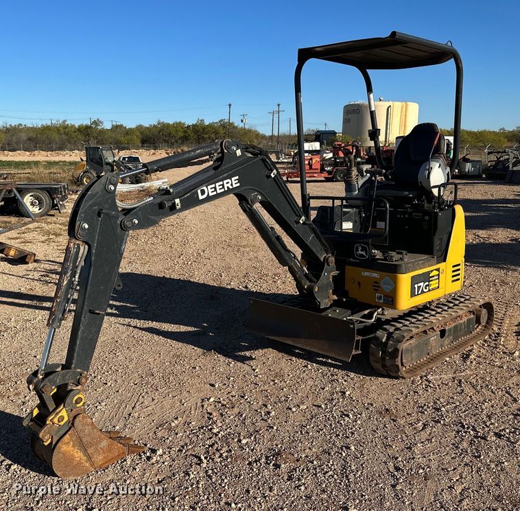 image for item EI0533 2019 John Deere 17G  mini excavator