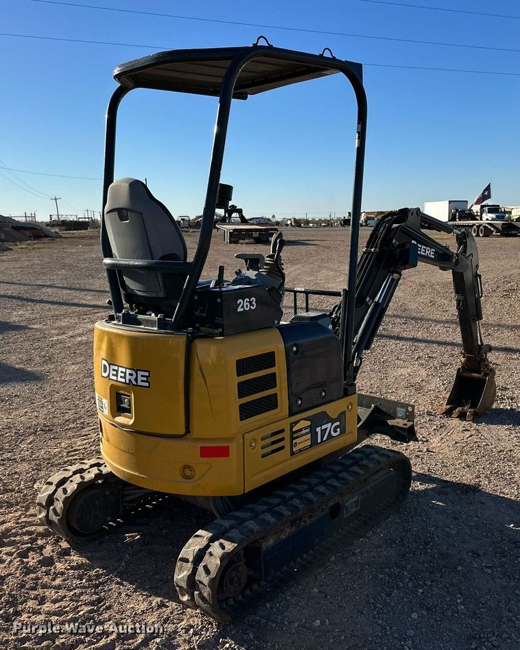 image for item EI0533 2019 John Deere 17G  mini excavator