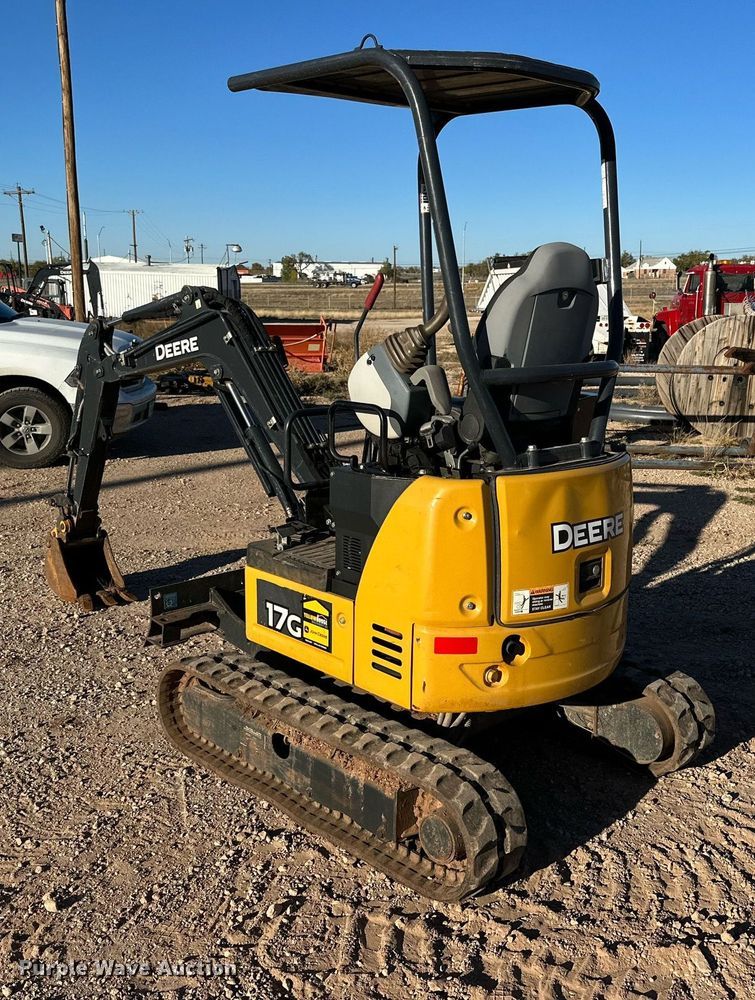 image for item EI0533 2019 John Deere 17G  mini excavator