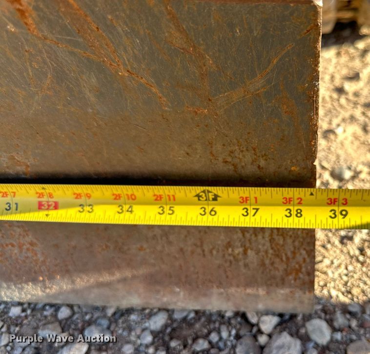 image for item EI0533 2019 John Deere 17G  mini excavator