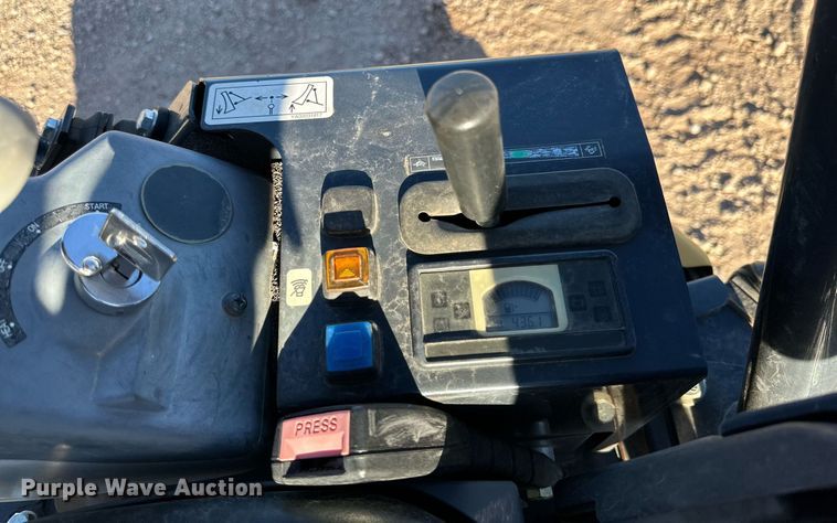 image for item EI0533 2019 John Deere 17G  mini excavator