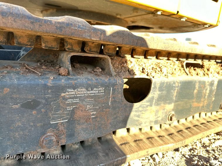 image for item EI0533 2019 John Deere 17G  mini excavator