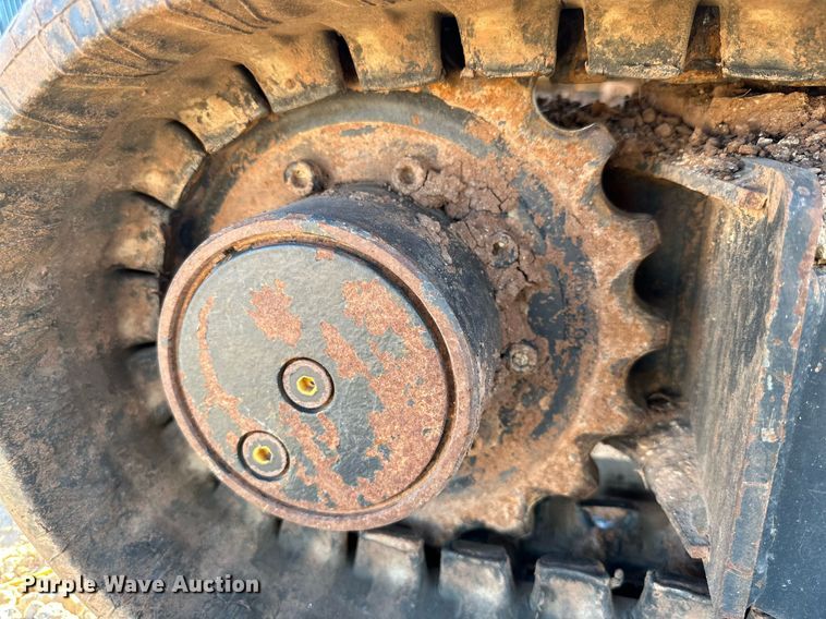 image for item EI0533 2019 John Deere 17G  mini excavator