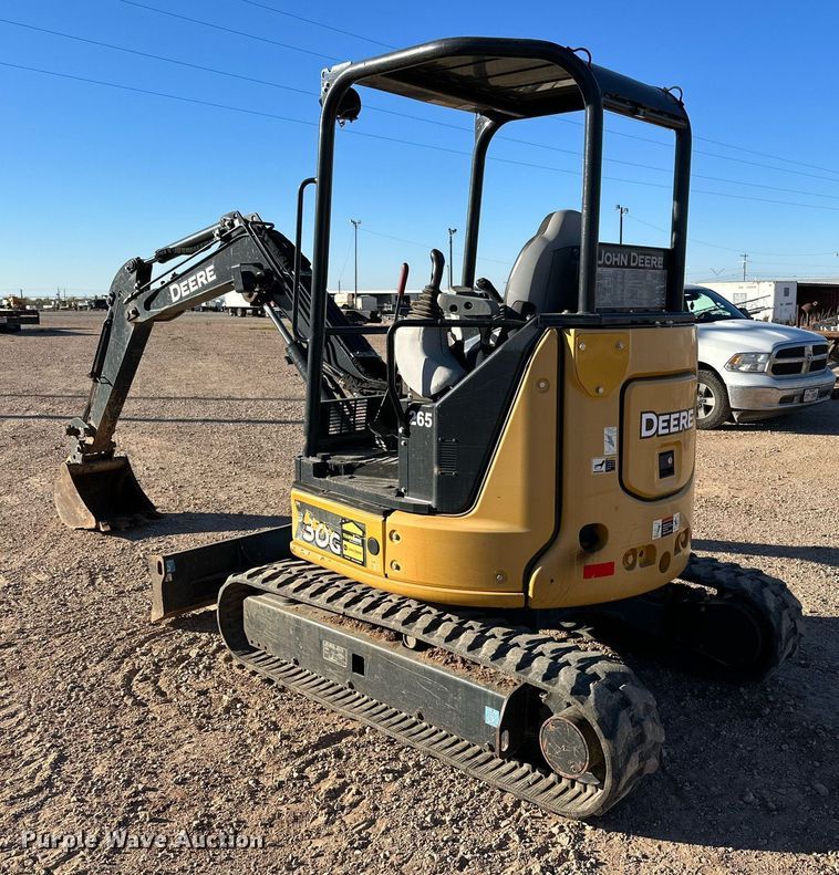 image for item EI0535 2017 John Deere 30G  mini excavator