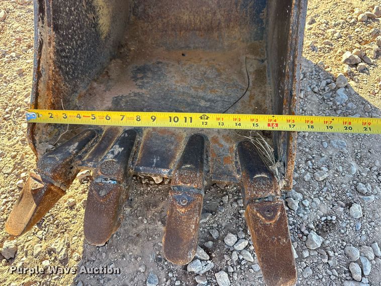 image for item EI0535 2017 John Deere 30G  mini excavator