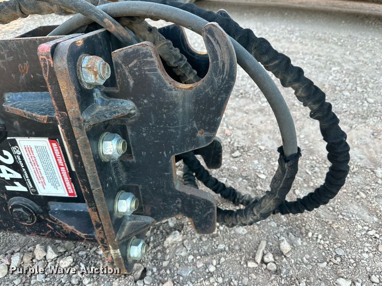 image for item EI0536 Okada ORV550  breaker