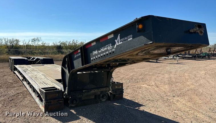 image for item EI0537 2015 XL Specialized XL110 CHDG  lowboy equipment trailer