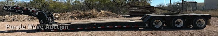 image for item EI0537 2015 XL Specialized XL110 CHDG  lowboy equipment trailer