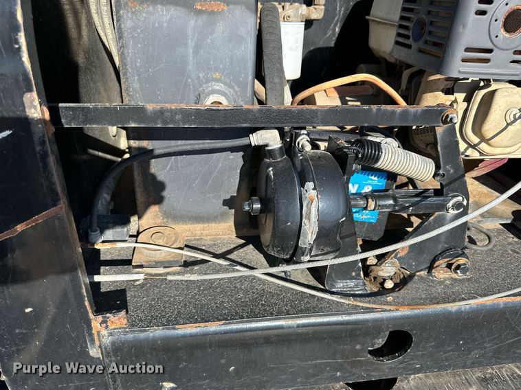 image for item EI0537 2015 XL Specialized XL110 CHDG  lowboy equipment trailer